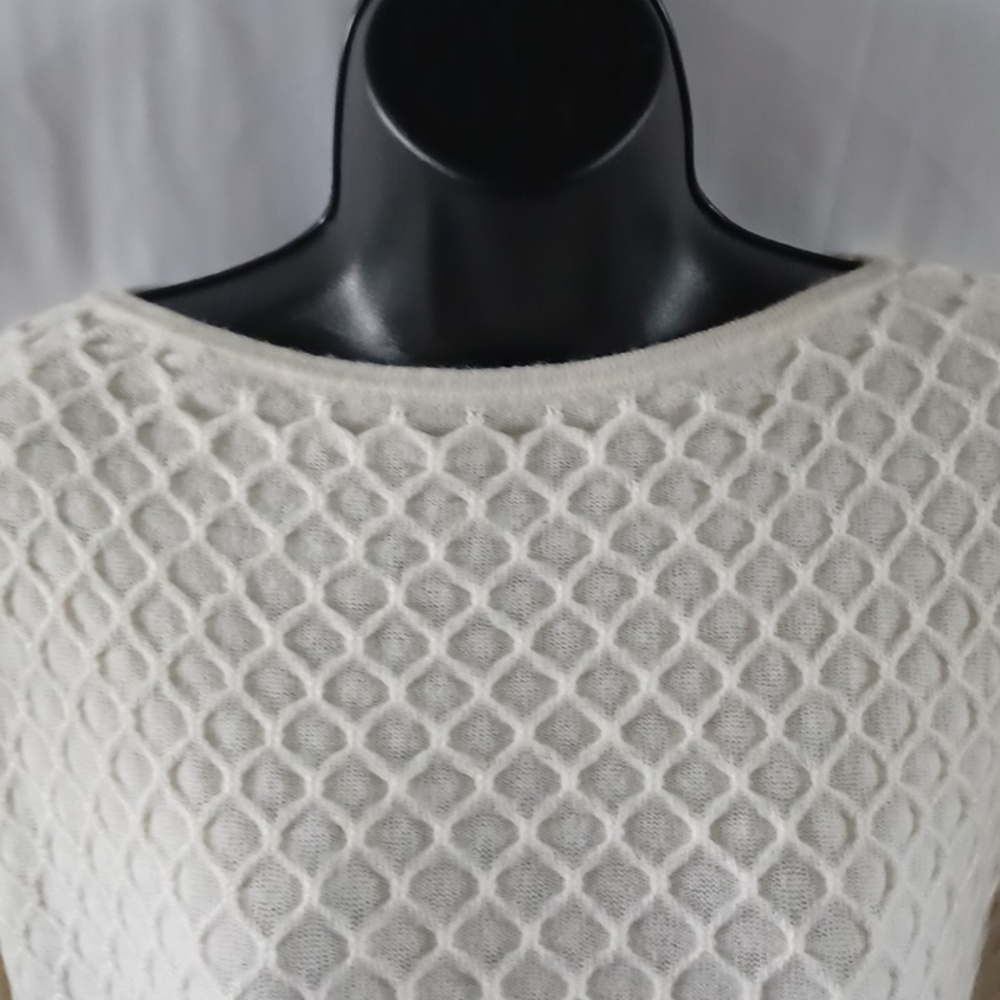 Evan-Picone Cream Textured Sweater - Picture 2 of 8